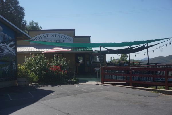 [Picture of Priest Station Cafe]